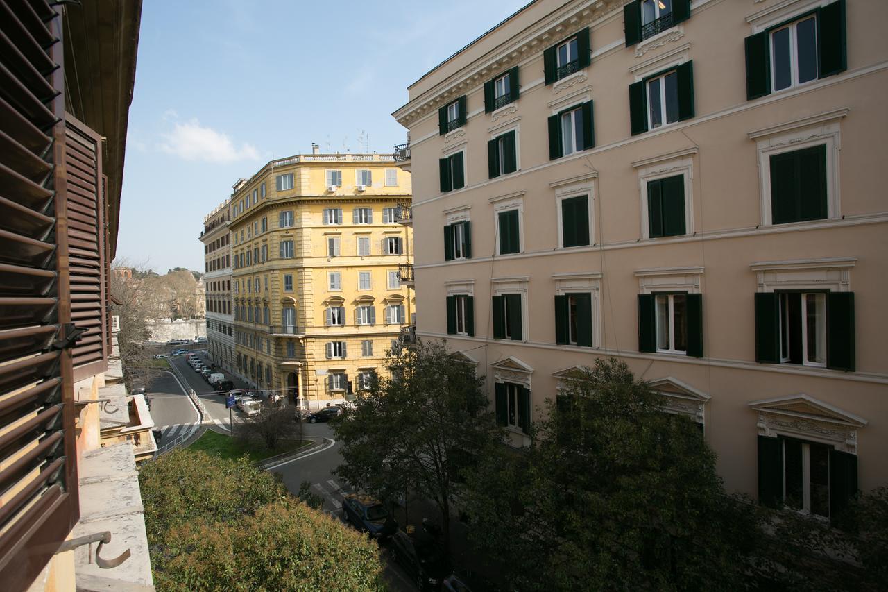 Apartamento Cola Di Rienzo A E B Roma Exterior foto